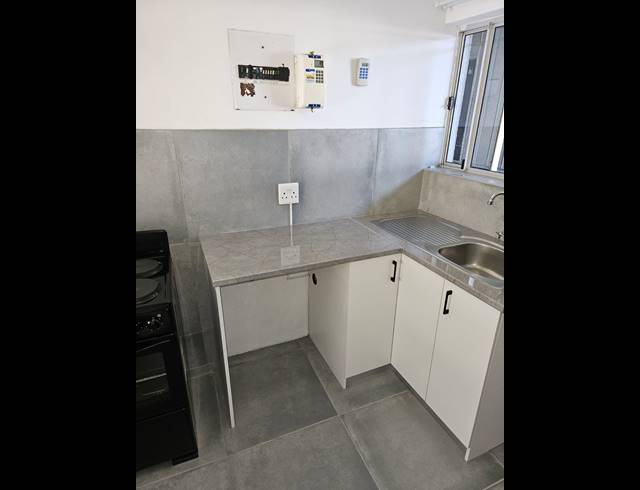 2 BEDROOM APARTMENT TO LET IN MORGENSTER
